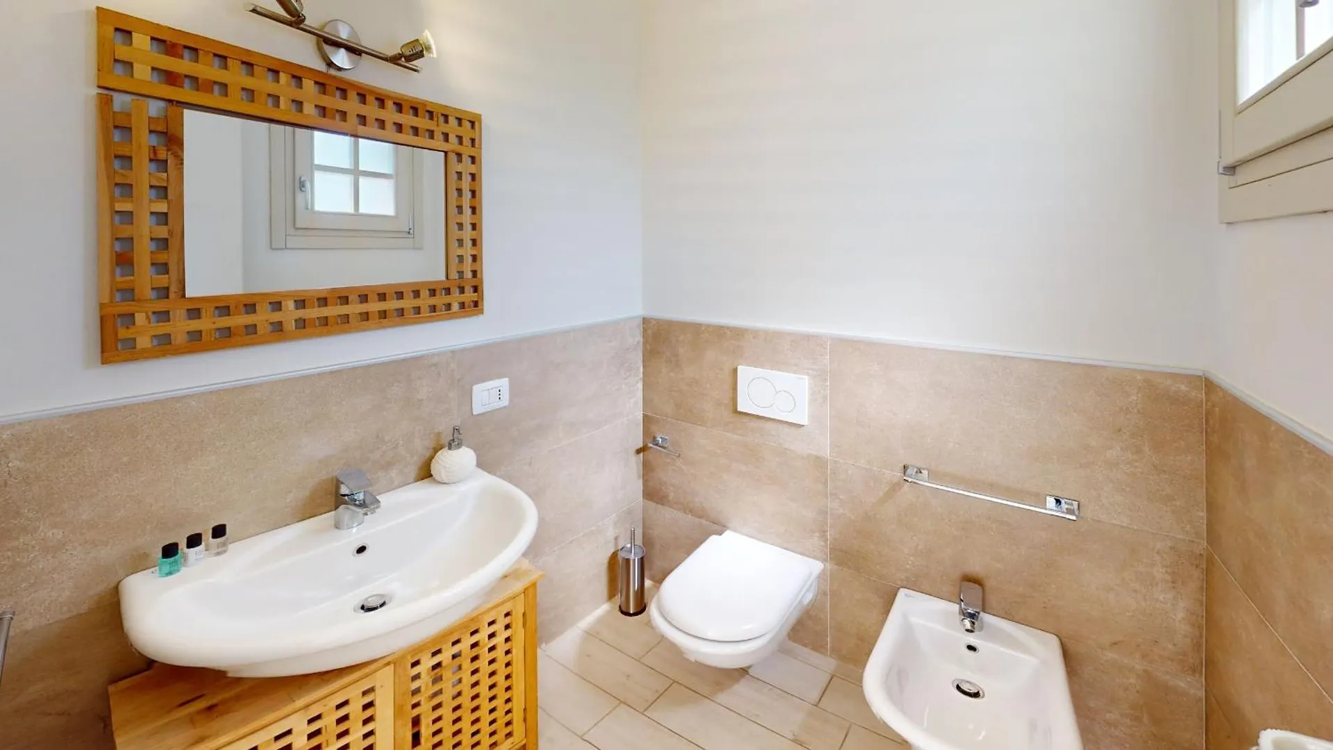 Villa Dolcevita By Bookinggardalake مانربا ديل جاردا