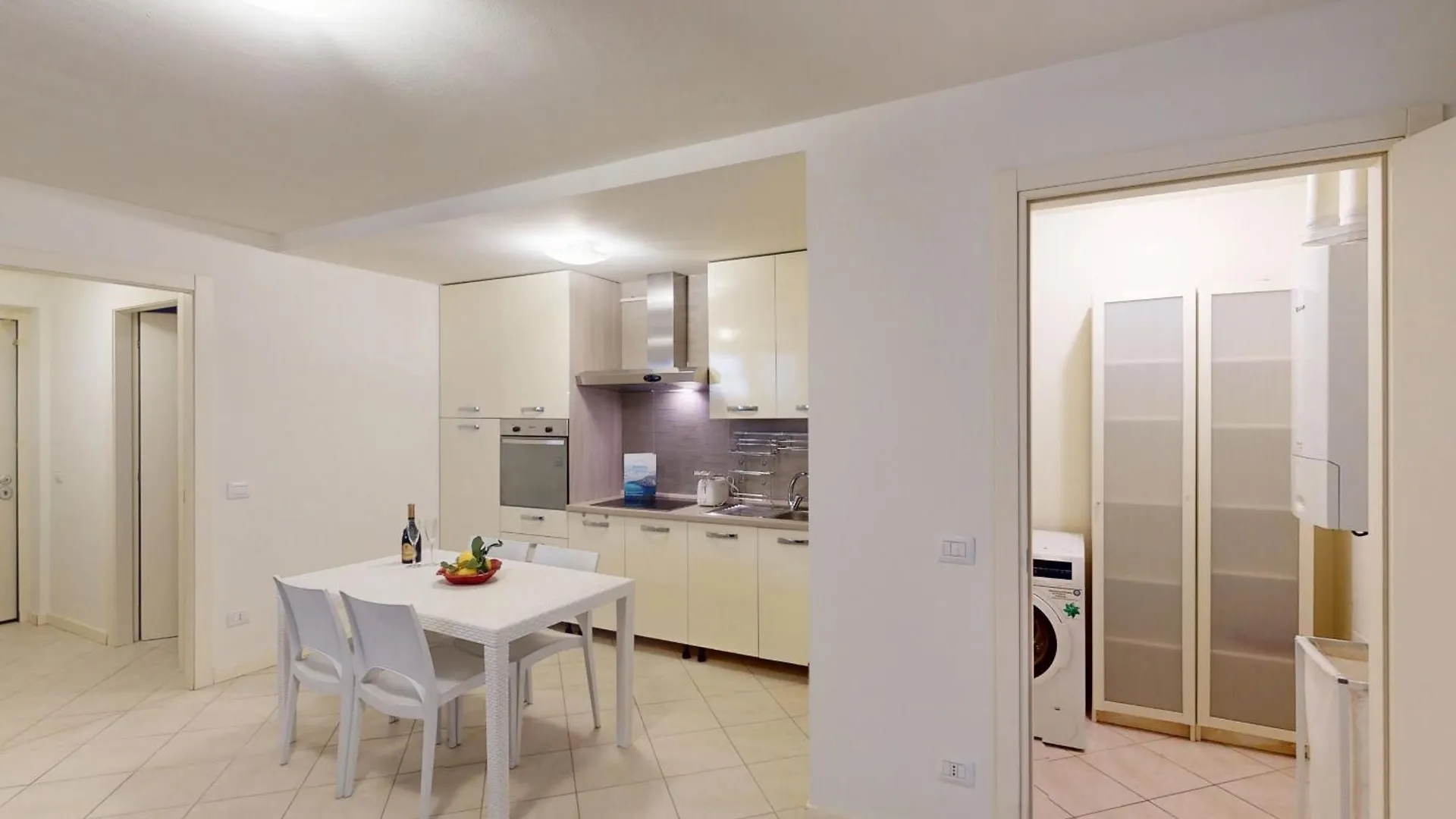 Villa Dolcevita By Bookinggardalake مانربا ديل جاردا 0*,  إيطاليا