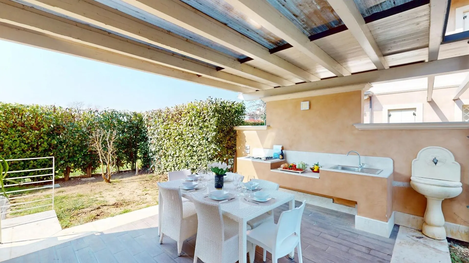 Villa Dolcevita By Bookinggardalake Manerba del Garda 0*,  Italia