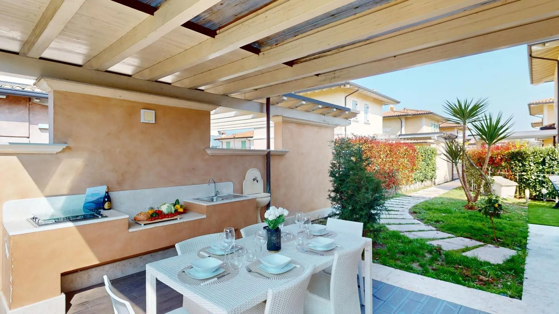 Villa Dolcevita By Bookinggardalake Manerba del Garda